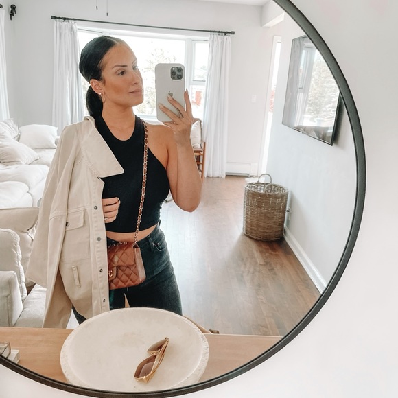 Meet your Posher, Nora - Picture 1 of 1